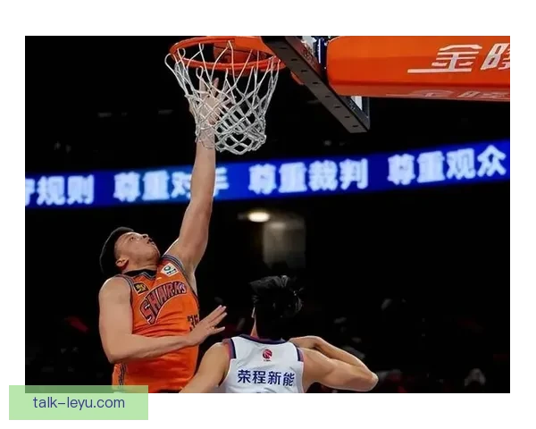 中国男篮热身赛大胜对手 球员状态回升备战世界杯展现强劲实力