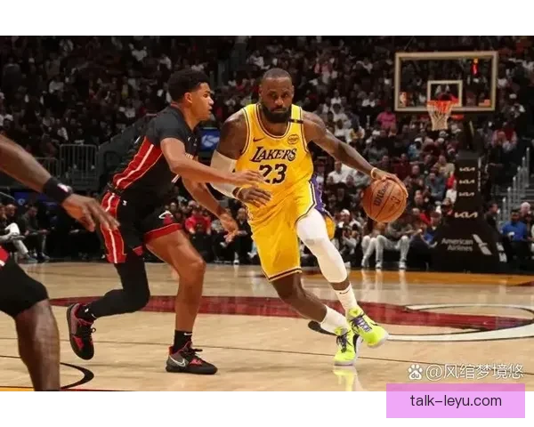 NBA最新战报热火比分解析及关键球员表现全记录